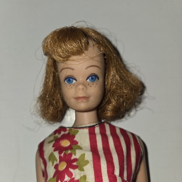 Vintage 60s Barbie & Ken Red Case Midge & Ken Doll Lot Of Clothing & Accessories - Picture 14 of 16